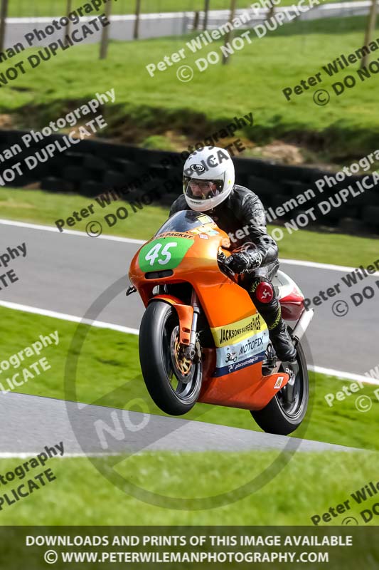 cadwell no limits trackday;cadwell park;cadwell park photographs;cadwell trackday photographs;enduro digital images;event digital images;eventdigitalimages;no limits trackdays;peter wileman photography;racing digital images;trackday digital images;trackday photos